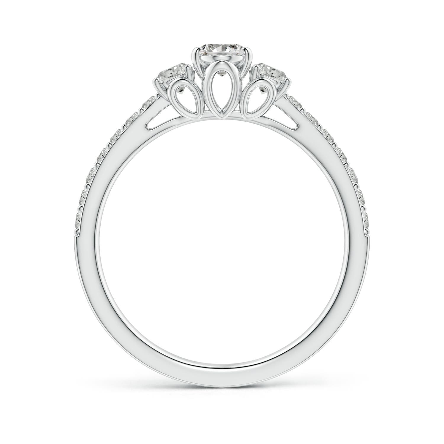 K, I3 / 0.82 CT / 14 KT White Gold