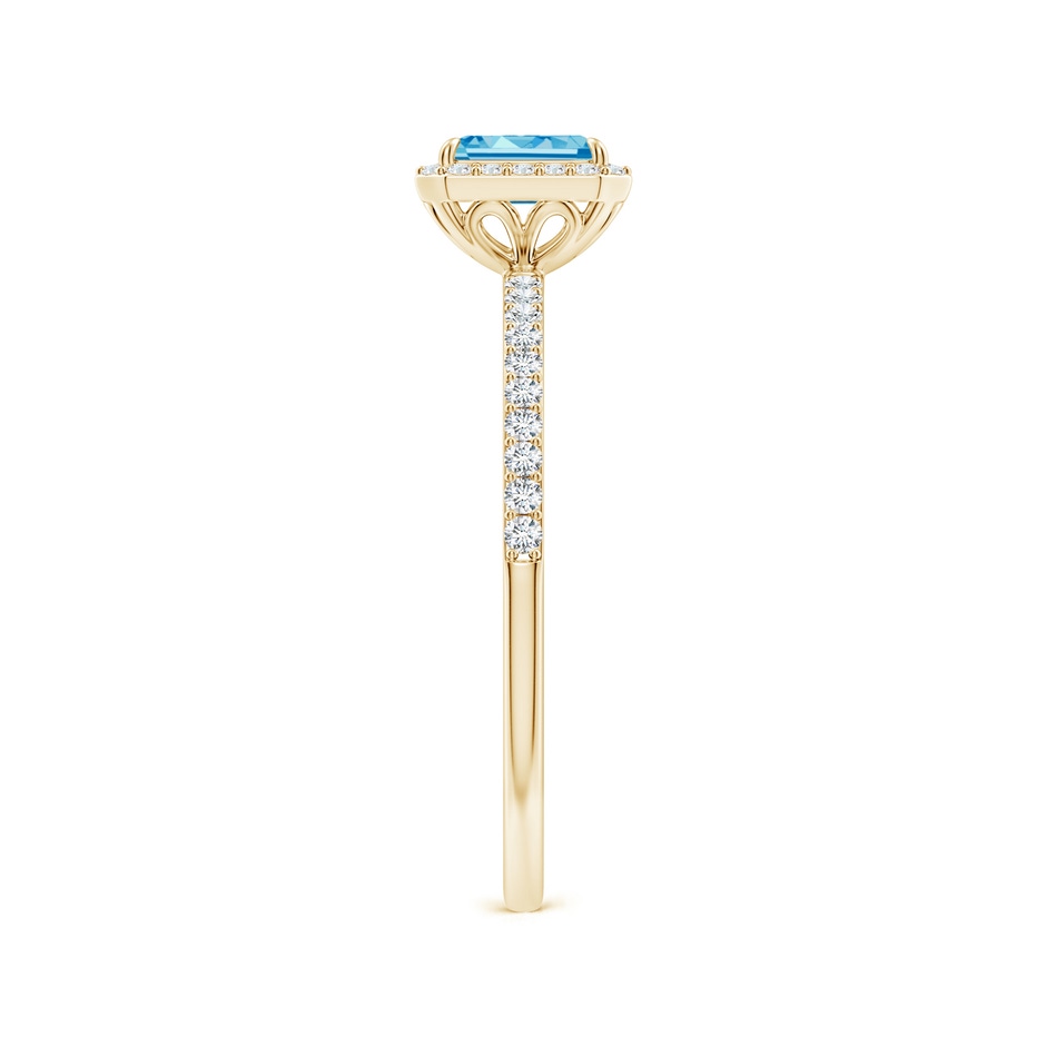 5x3mm AAAA Emerald-Cut Fancy Intense Blue Diamond Halo Engagement Ring in Yellow Gold side 299
