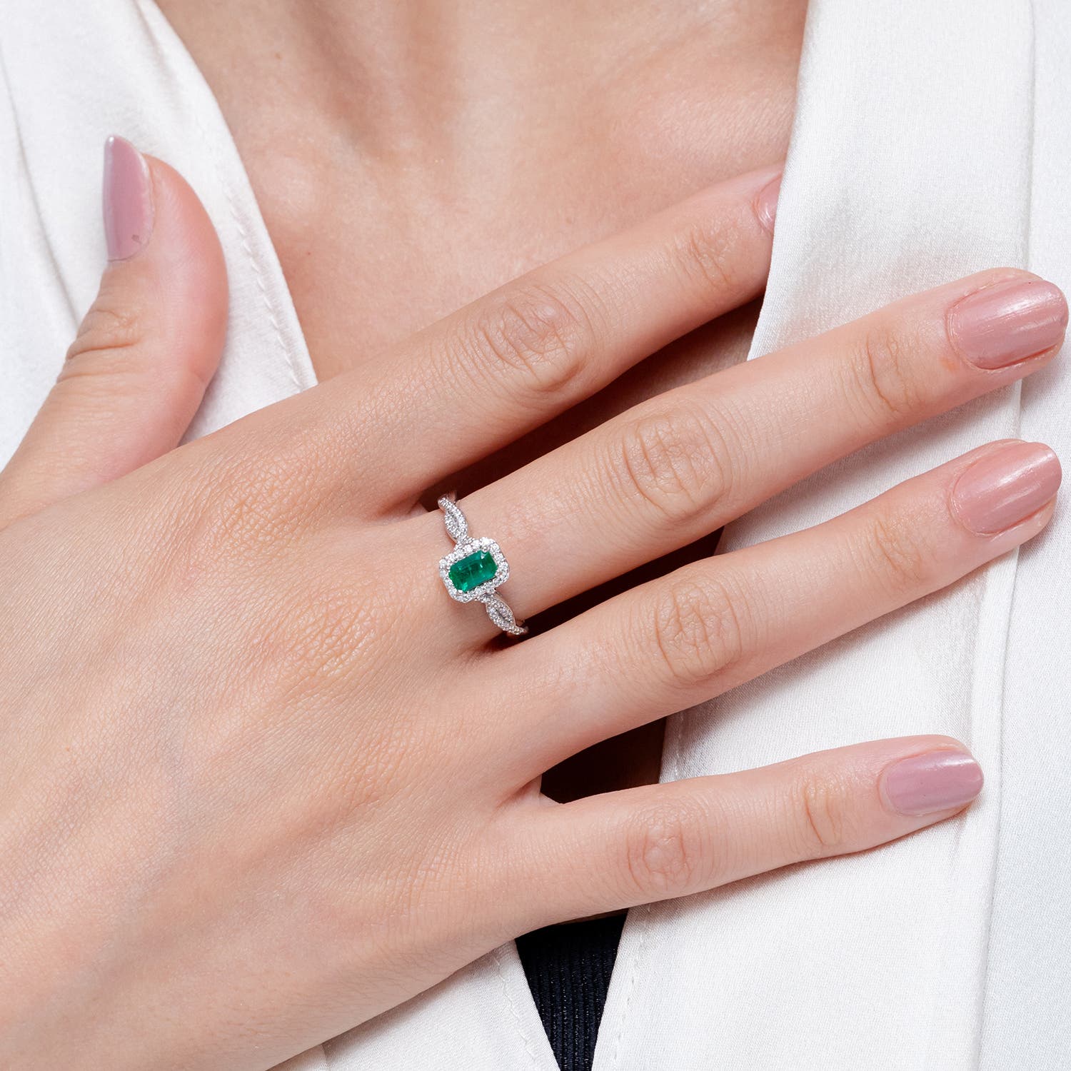 SR3050ED lifestyle image - lifestyle 6