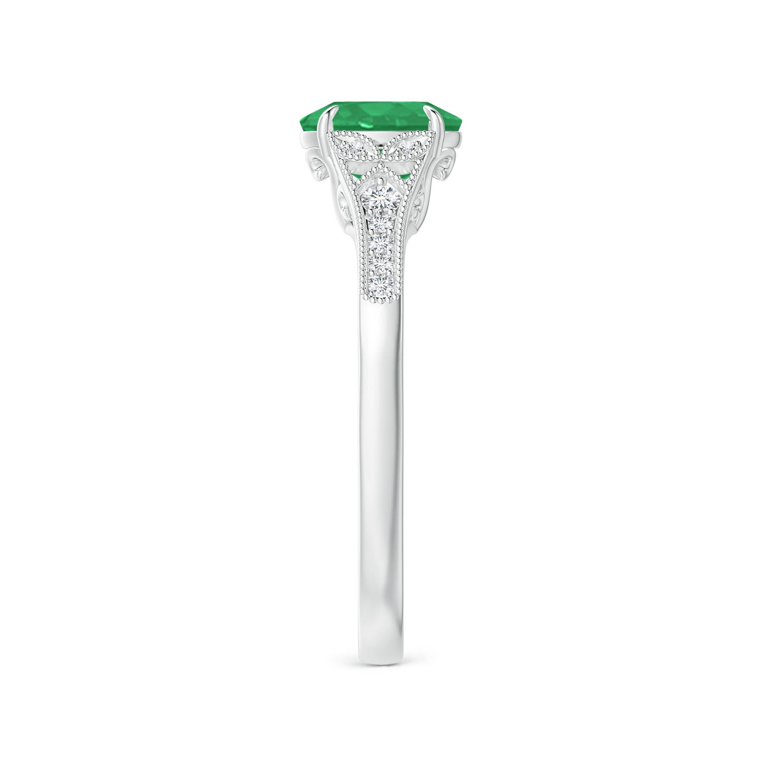 A - Emerald / 0.77 CT / 14 KT White Gold