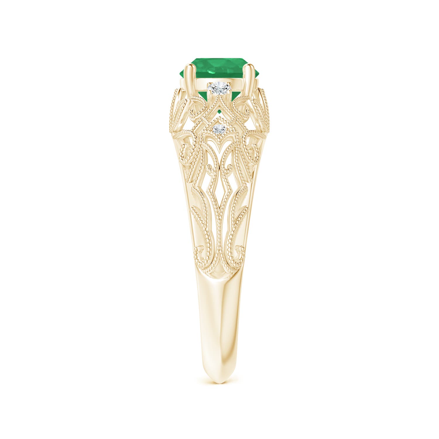 A - Emerald / 0.82 CT / 14 KT Yellow Gold