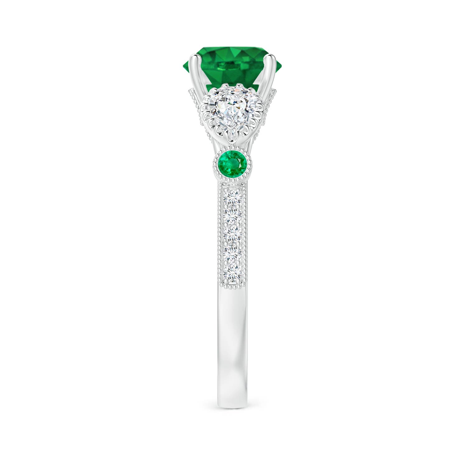 AAA - Emerald / 1.99 CT / 14 KT White Gold