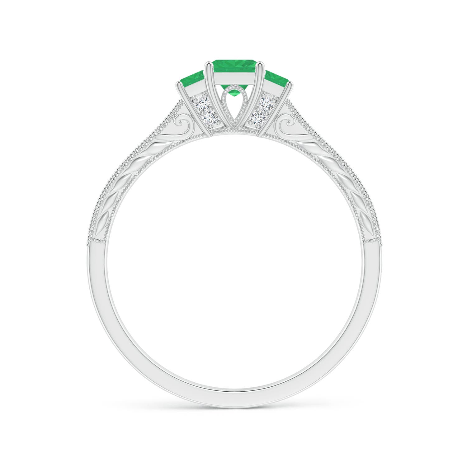 A - Emerald / 0.45 CT / 14 KT White Gold