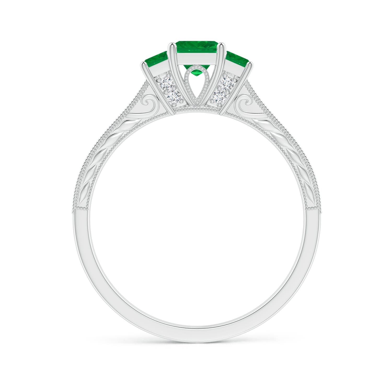 AA - Emerald / 0.66 CT / 14 KT White Gold