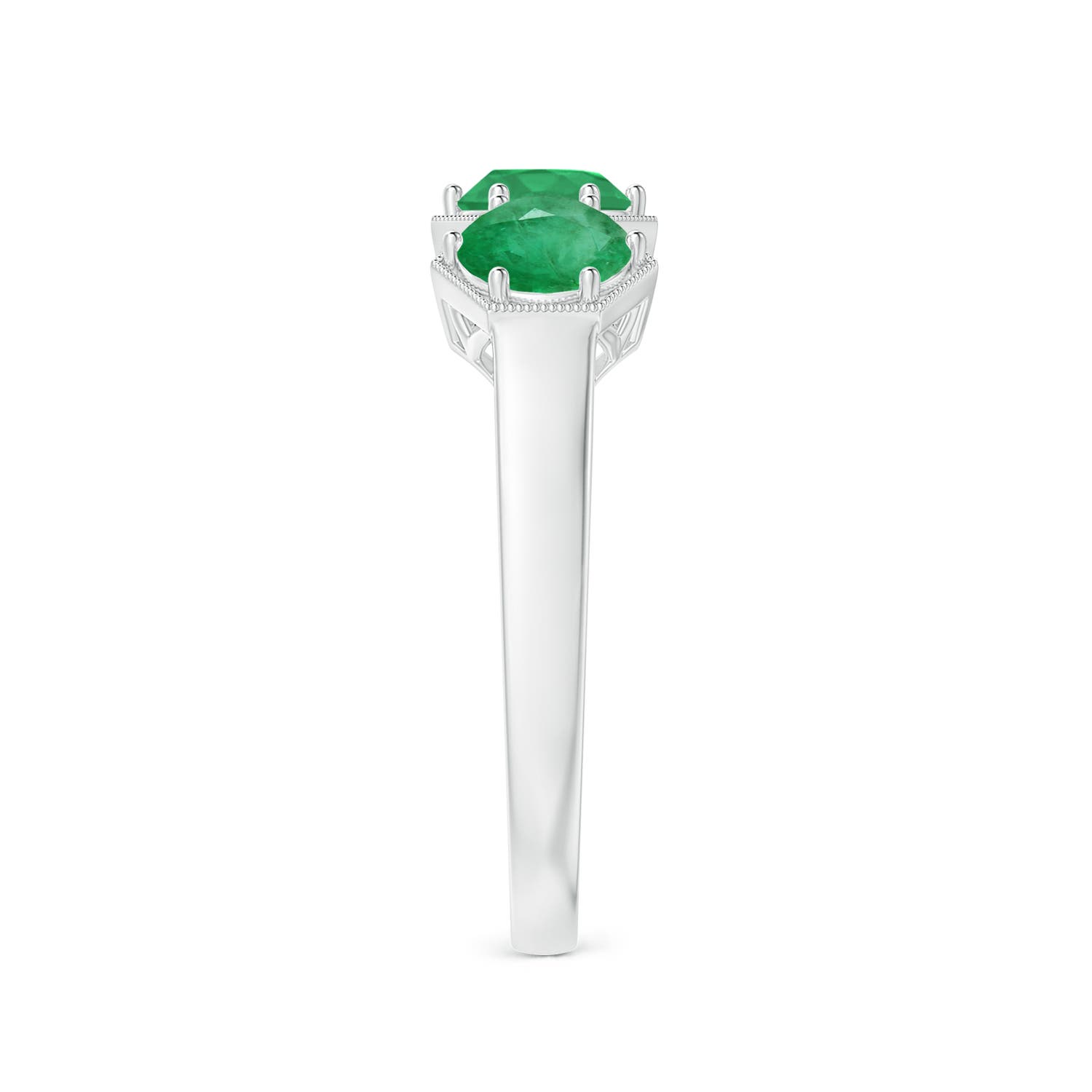 A - Emerald / 1.35 CT / 14 KT White Gold