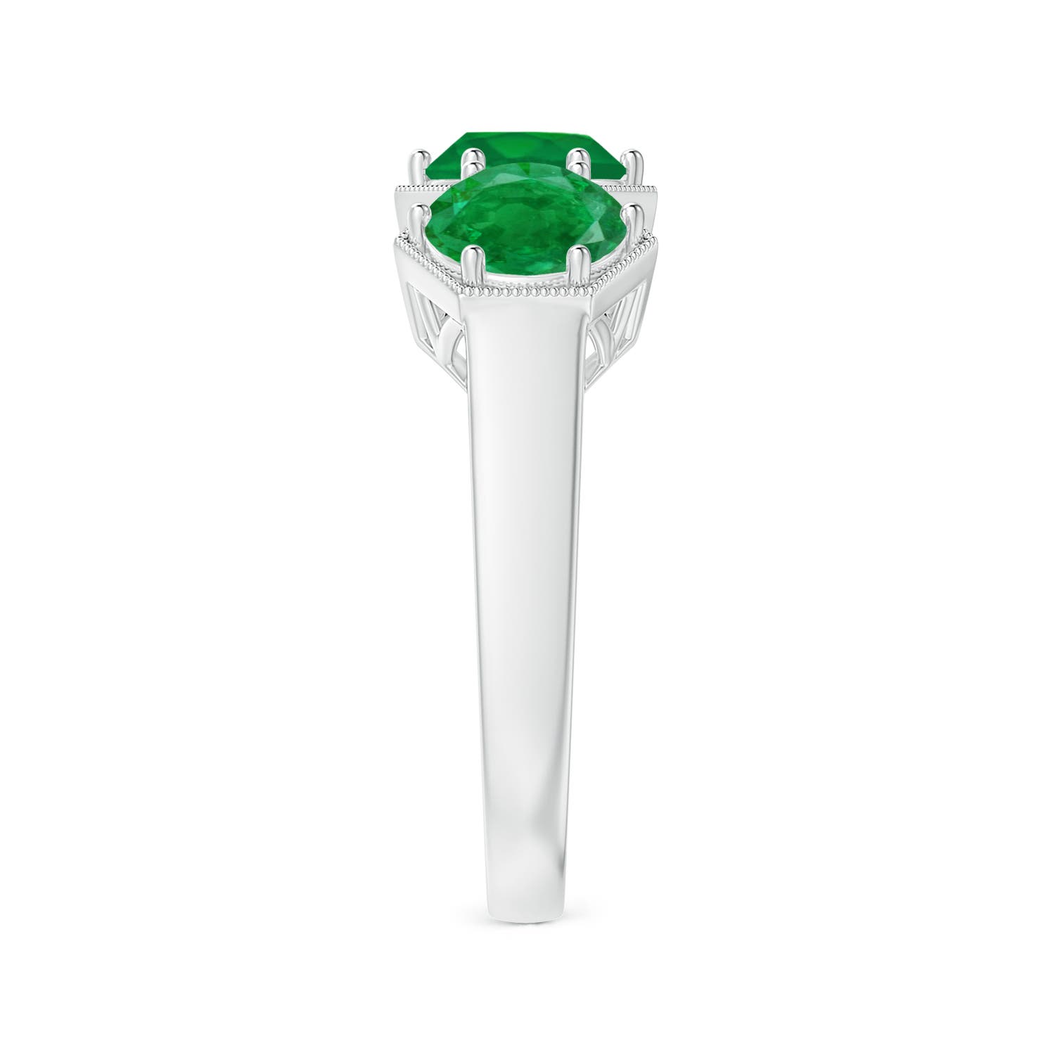 AA - Emerald / 2.25 CT / 14 KT White Gold