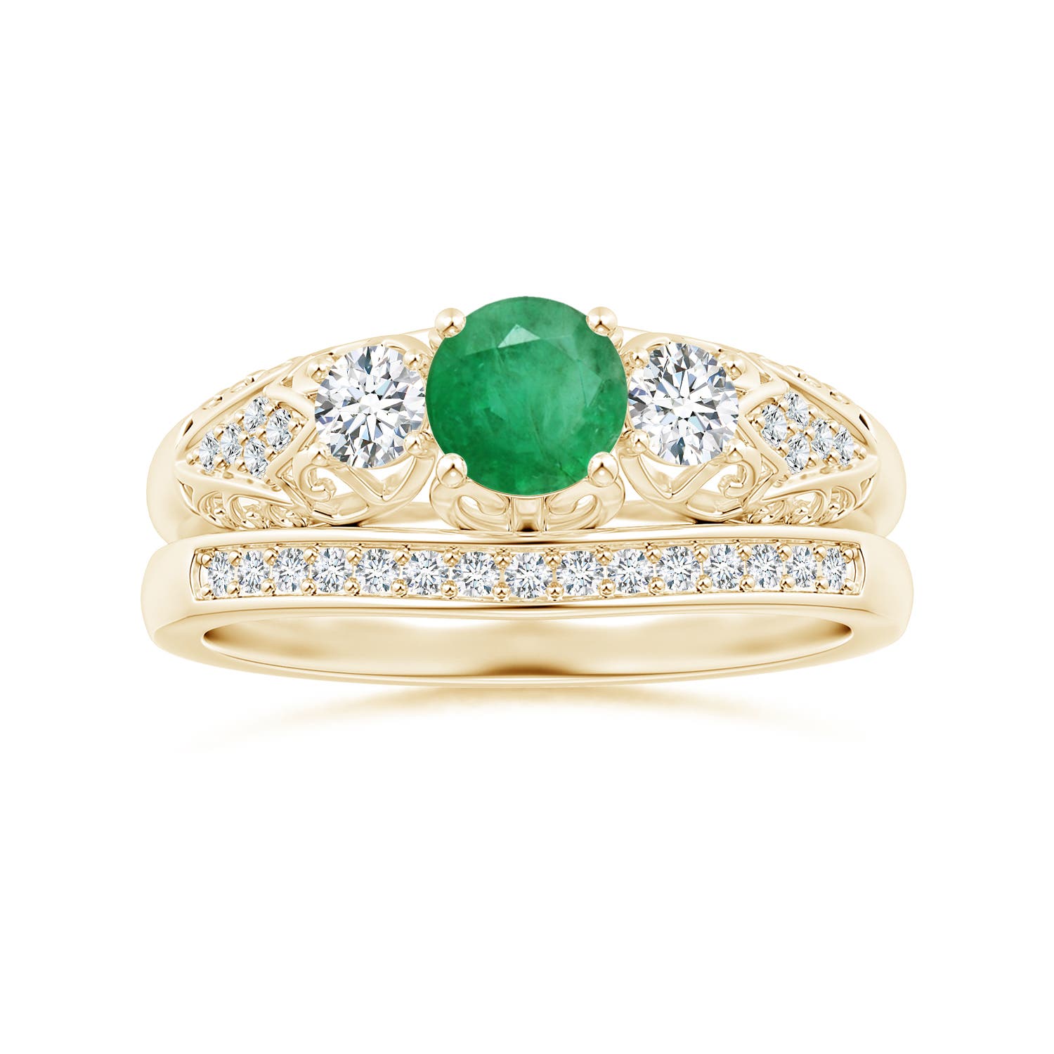 A - Emerald / 0.72 CT / 14 KT Yellow Gold