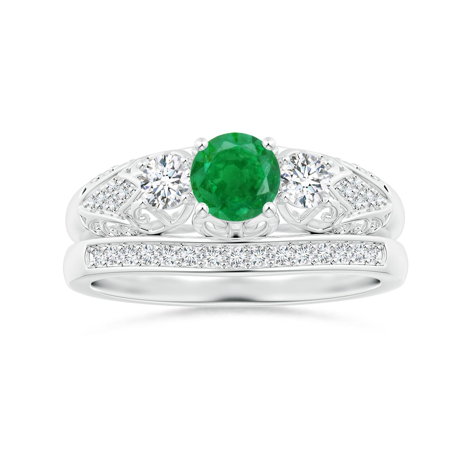 AA - Emerald / 0.72 CT / 14 KT White Gold