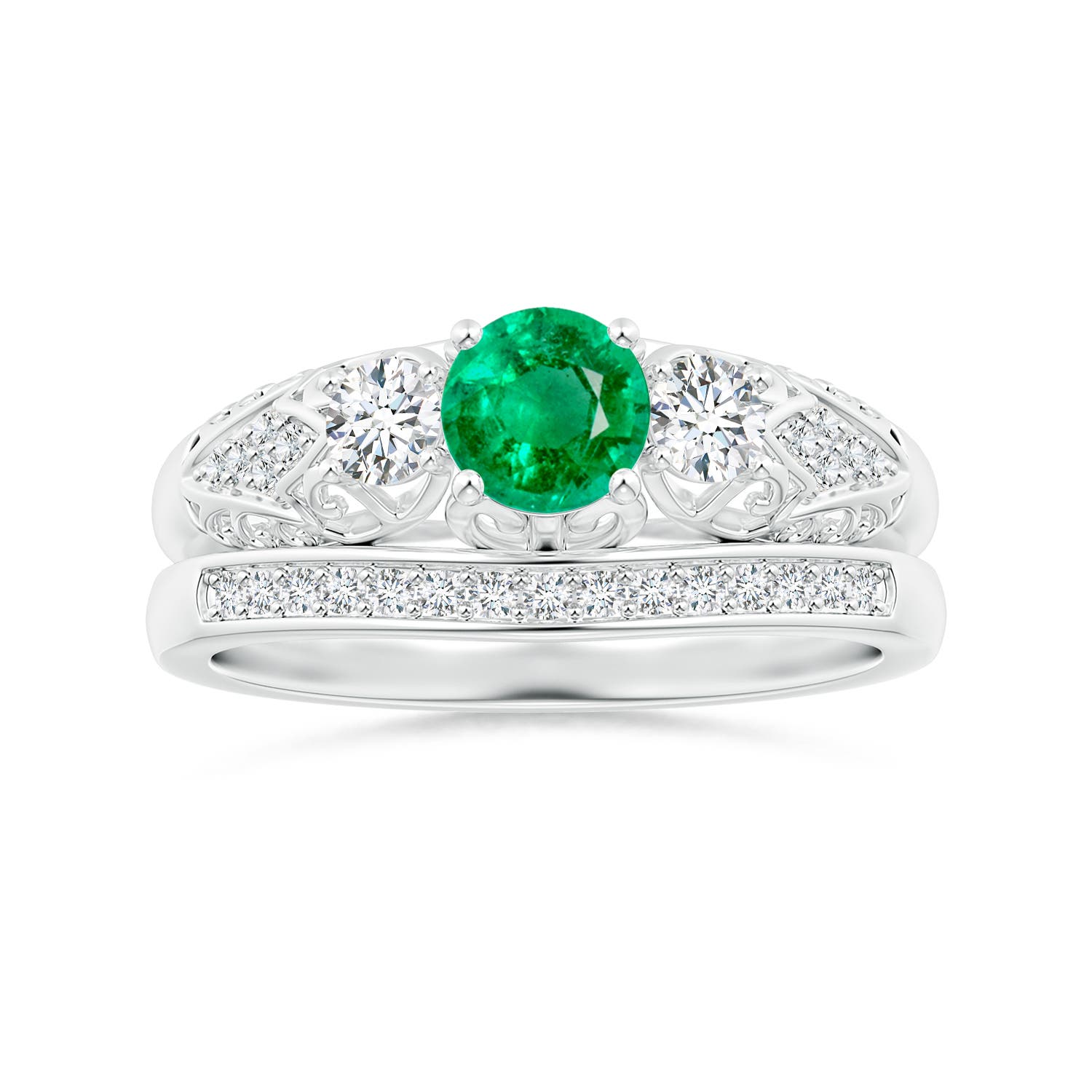 AAA - Emerald / 0.72 CT / 14 KT White Gold