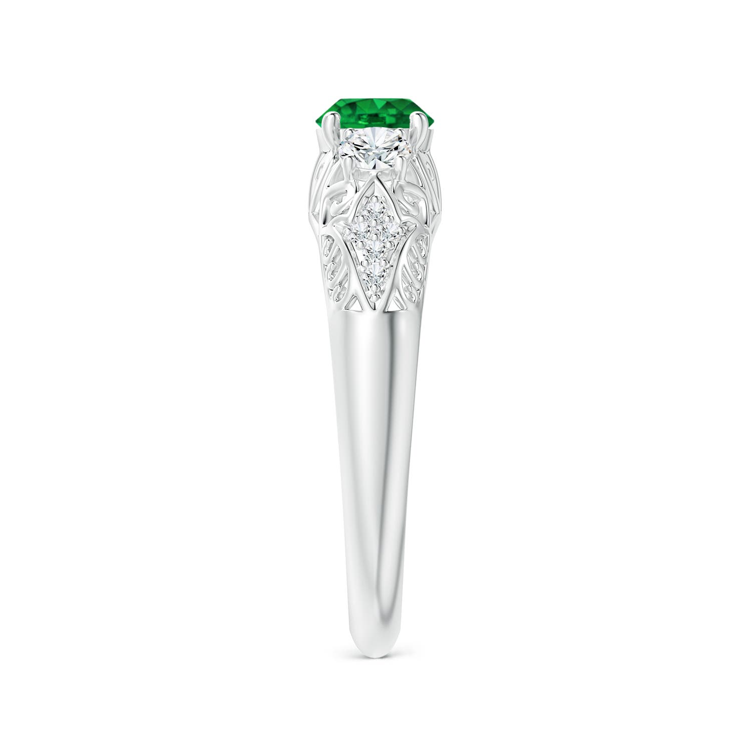 AAAA - Emerald / 0.72 CT / 14 KT White Gold