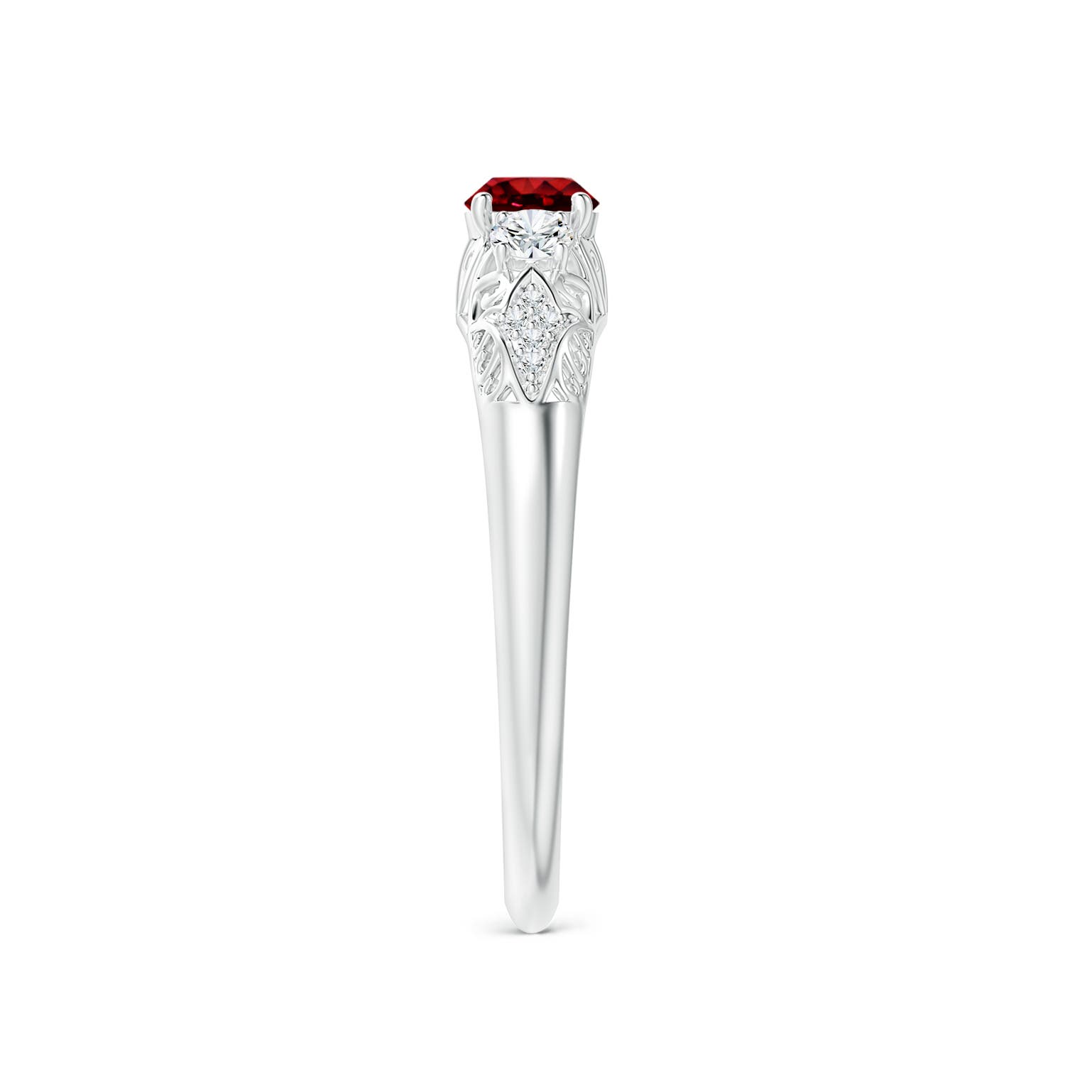 AAAA - Ruby / 0.53 CT / 14 KT White Gold