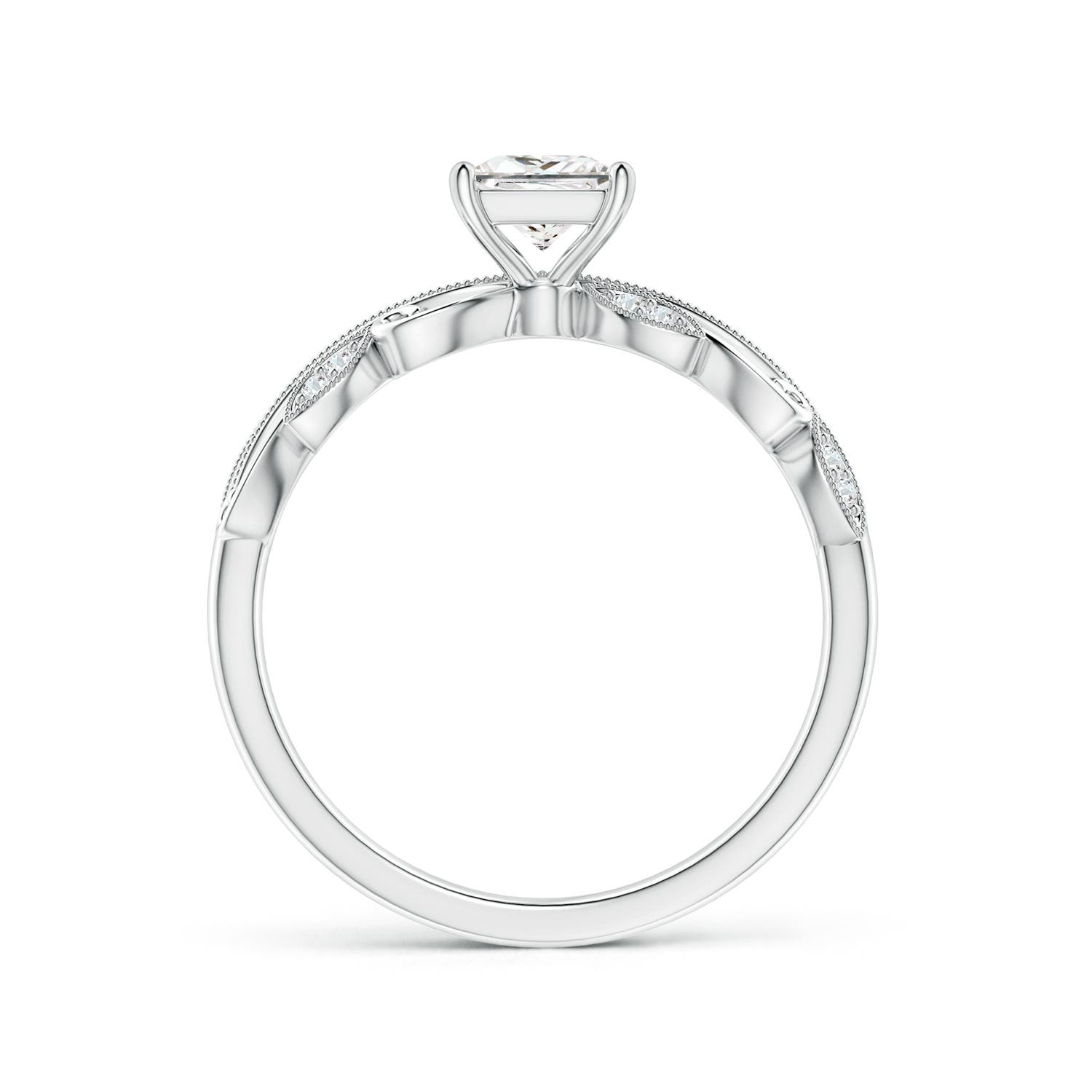 F-G, VS / 0.62 CT / 14 KT White Gold