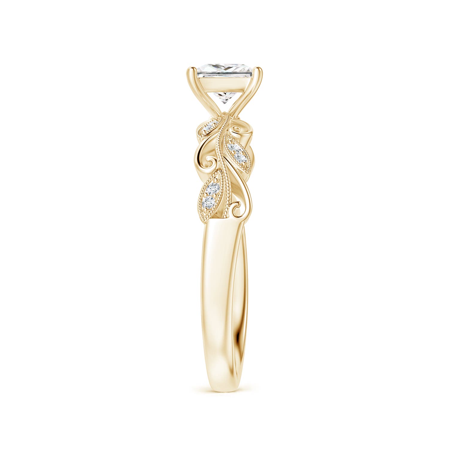 F-G, VS / 0.62 CT / 14 KT Yellow Gold