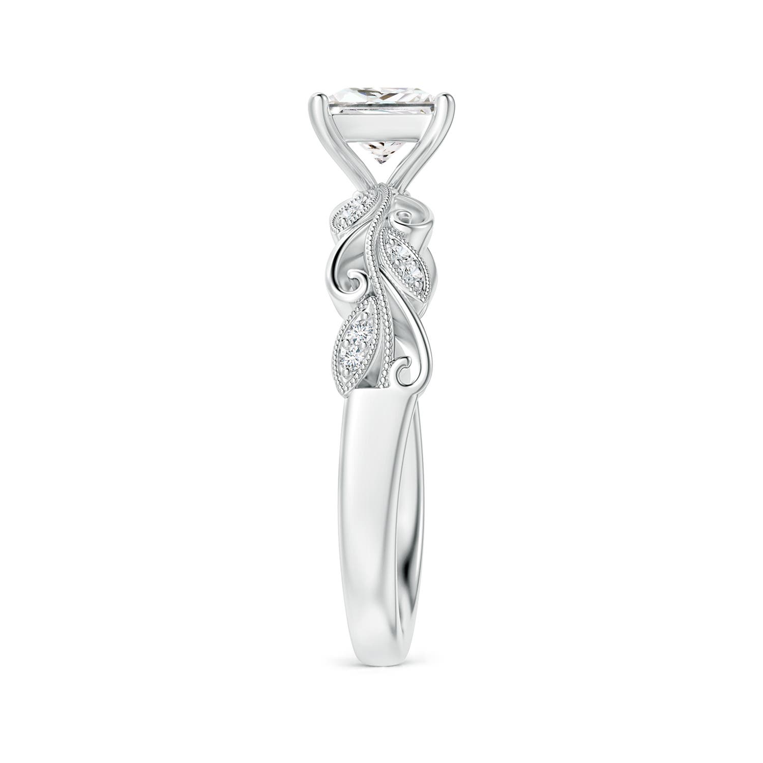 F-G, VS / 0.98 CT / 14 KT White Gold