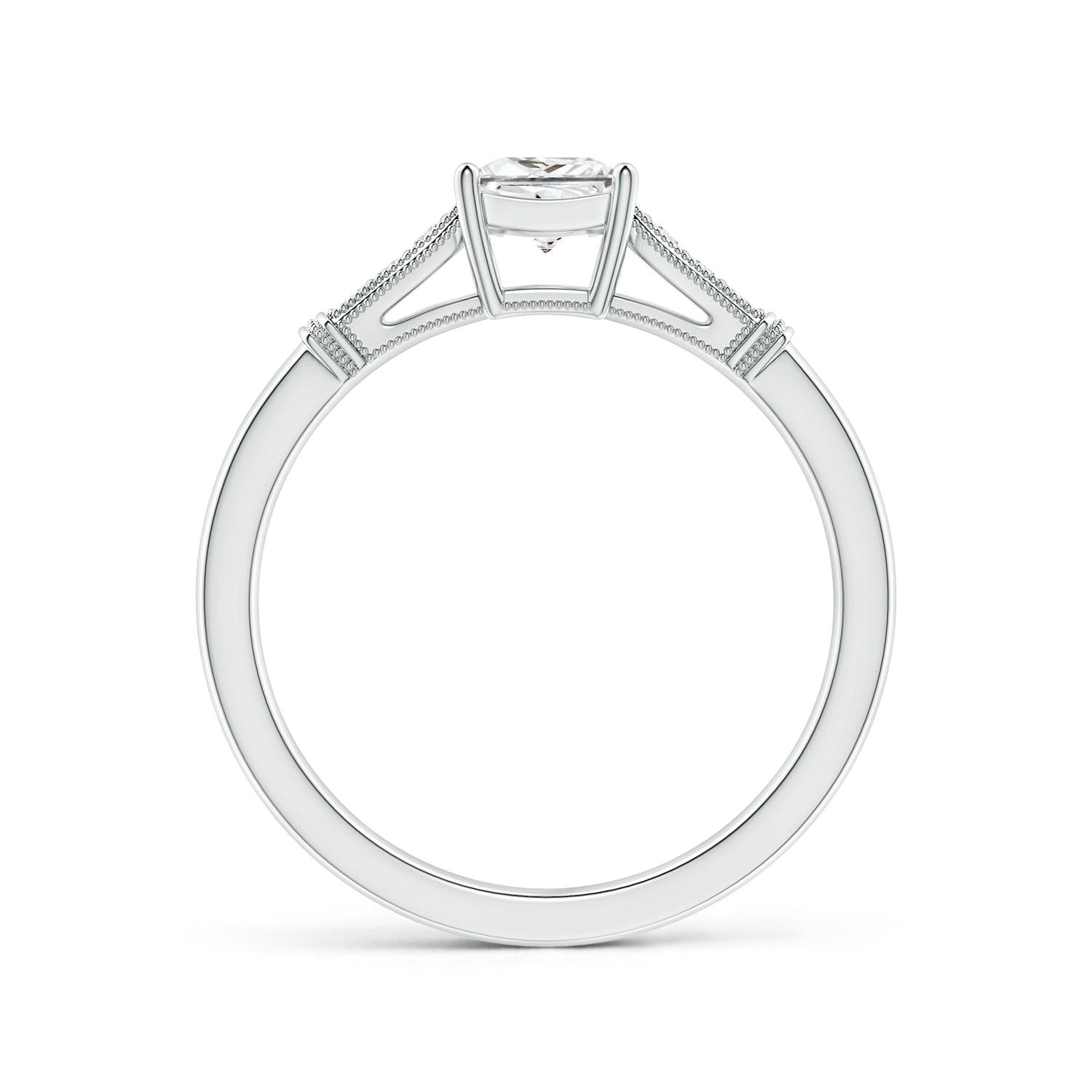 G, VS2 / 0.6 CT / 14 KT White Gold