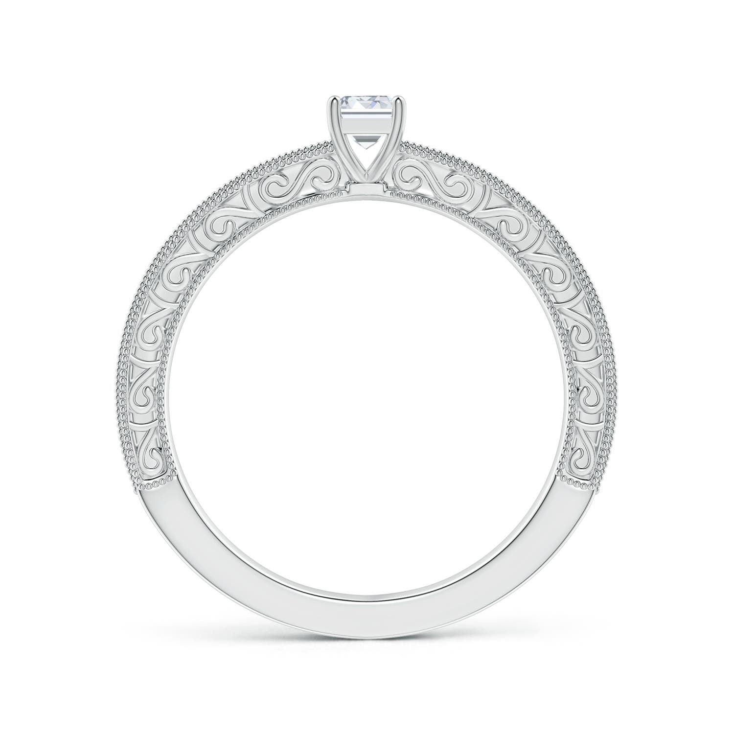 G, VS2 / 0.39 CT / 14 KT White Gold