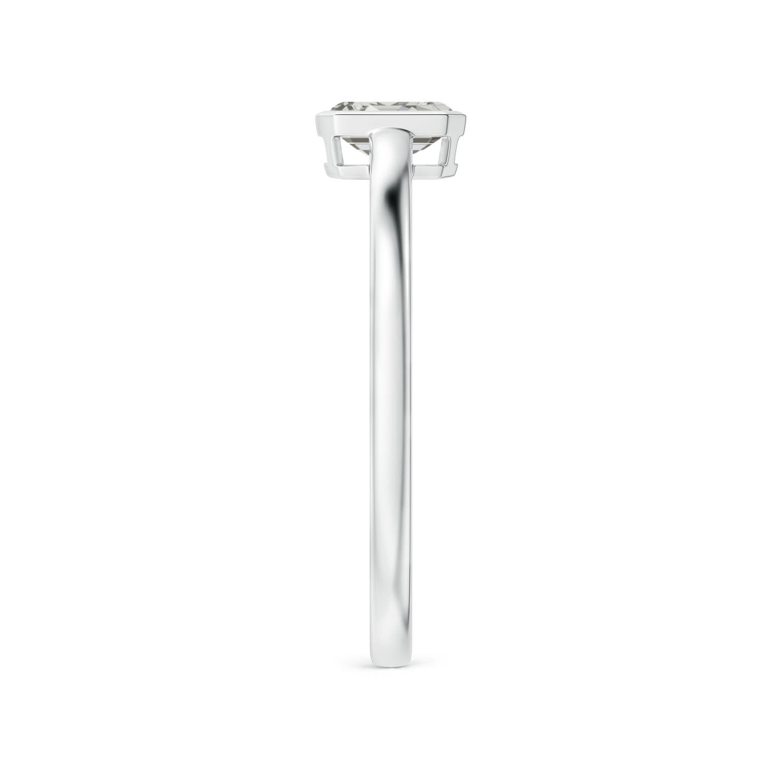 K, I3 / 0.32 CT / 14 KT White Gold