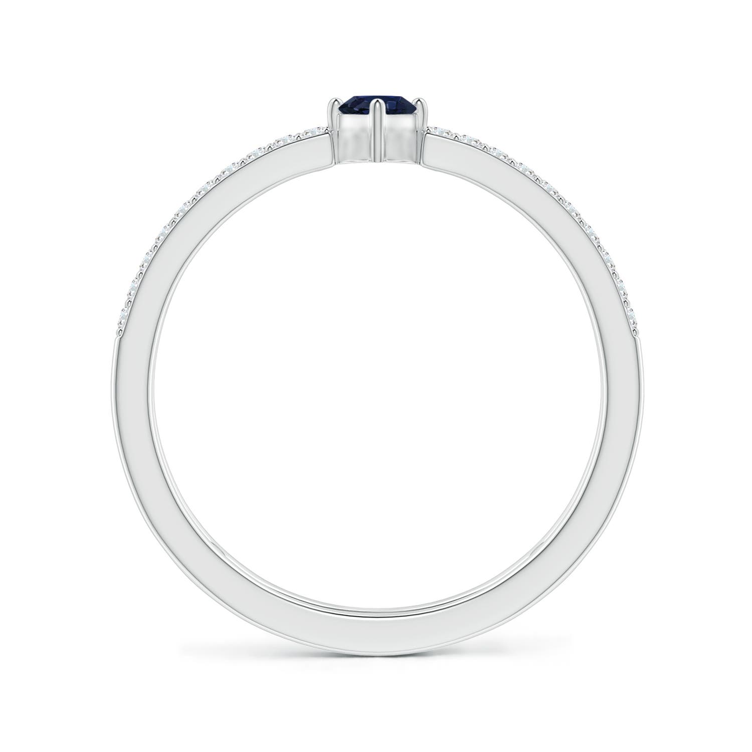 A - Blue Sapphire / 0.51 CT / 14 KT White Gold