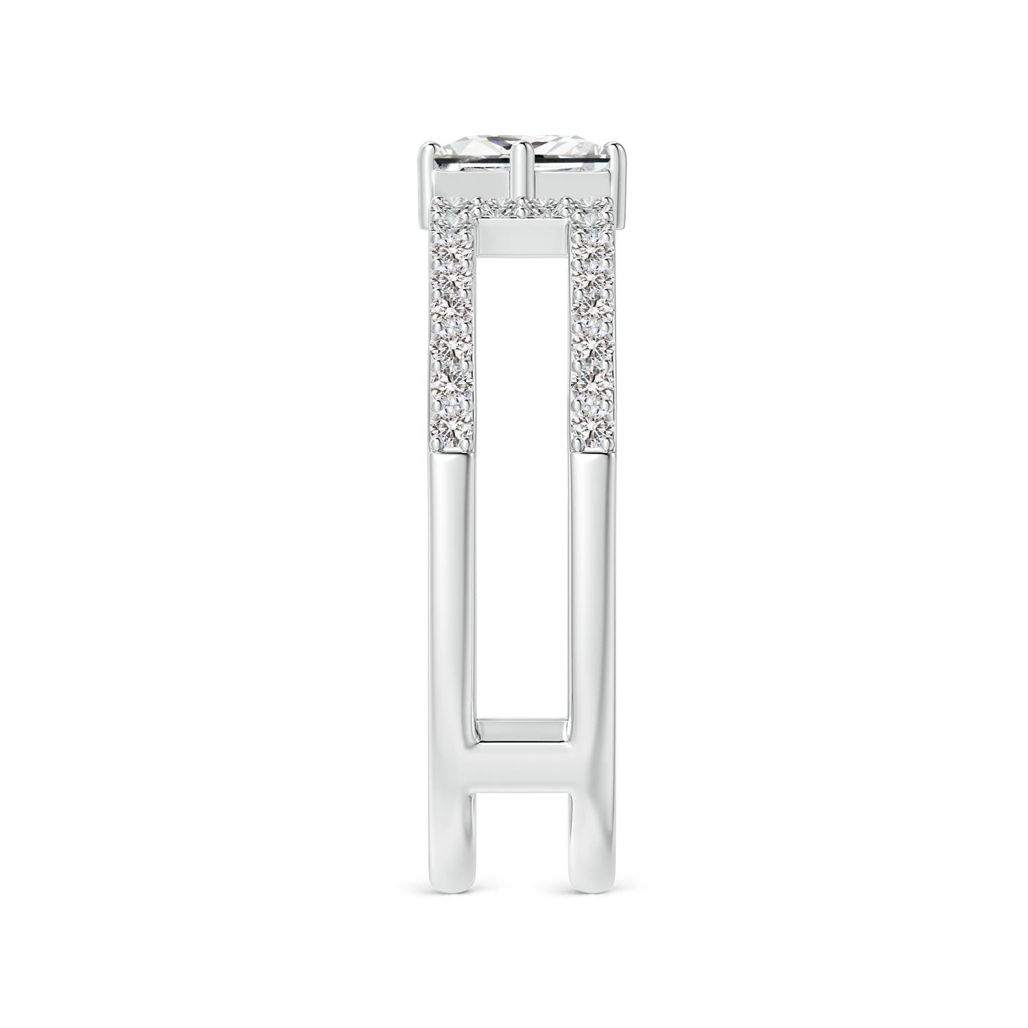 I-J, I1-I2 / 0.61 CT / 14 KT White Gold