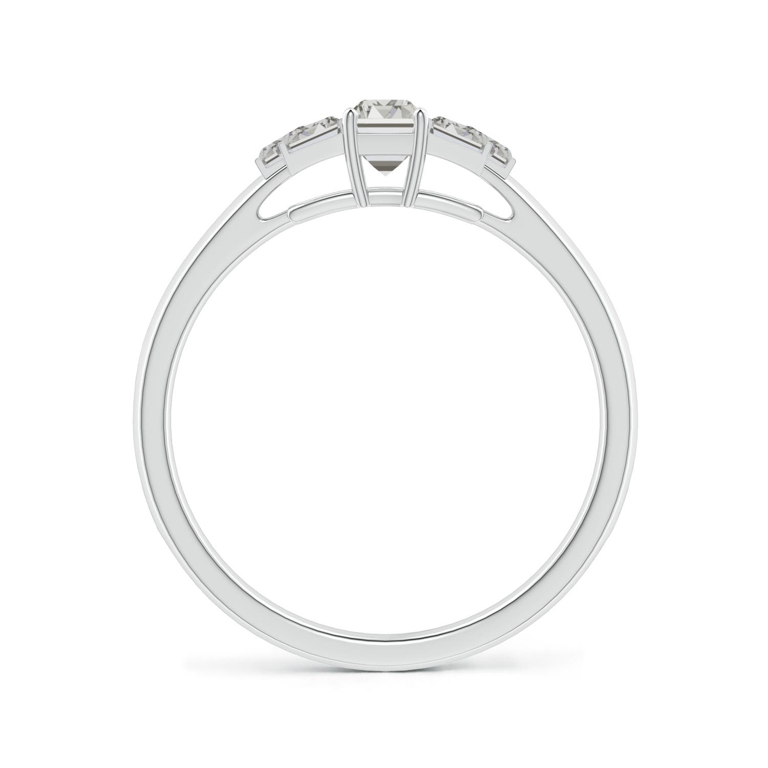 K, I3 / 0.6 CT / 14 KT White Gold