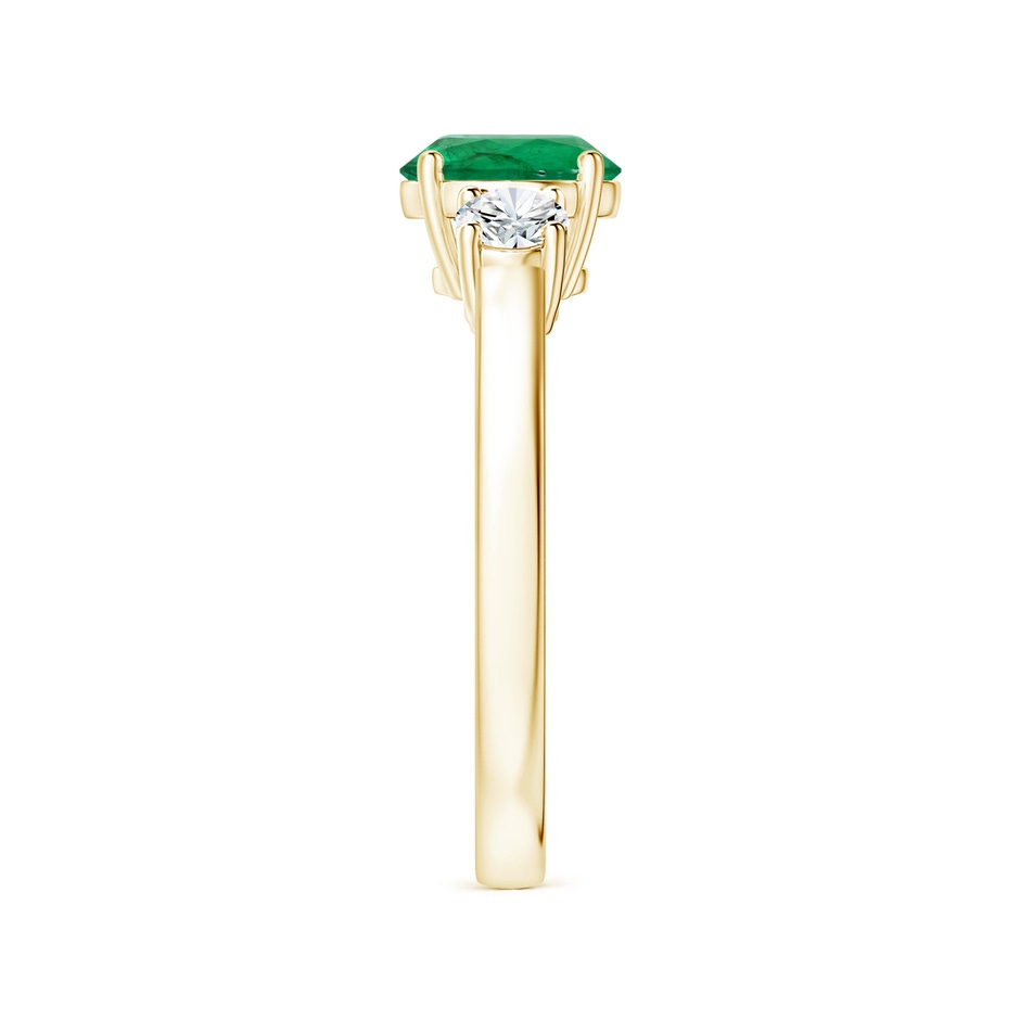 8.15x8.08x5.28mm AAA GIA Certified Round Emerald Three Stone Ring with Diamonds in 18K Yellow Gold side 399
