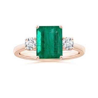 9.08x7.24x5.27mm AA Three Stone GIA Certified Emerald-Cut Emerald Reverse Tapered Shank Ring with Diamonds in 18K Rose Gold