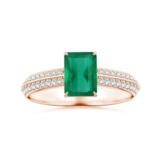 7.12x5.09x3.31mm AA Claw-Set GIA Certified Emerald-Cut Emerald Ring with Knife-Edged Diamond Shank in 9K Rose Gold