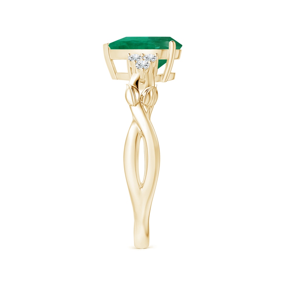 9.11x7.02x4.70mm AAA GIA Certified Nature Inspired Pear-Shaped Emerald Ring with Diamonds in Yellow Gold side 399
