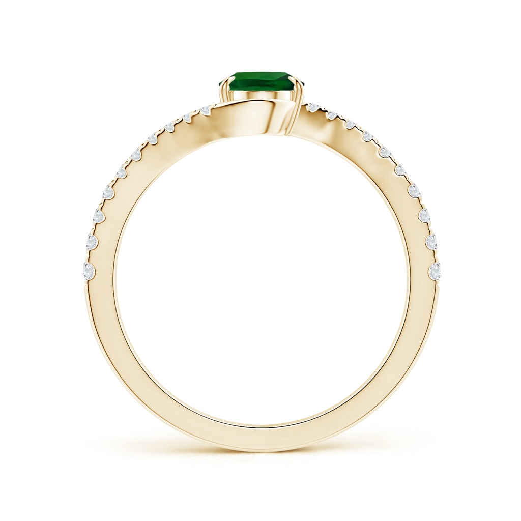 6.89x4.97x2.98mm AAA GIA Certified Claw-Set Oval Tsavorite Bypass Ring with Diamonds in Yellow Gold - side 199