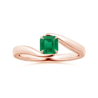 5.41x5.30x4.17mm AAA GIA Certified Solitaire Square Emerald-Cut Emerald Bypass Ring with Leaf Motifs in 18K Rose Gold