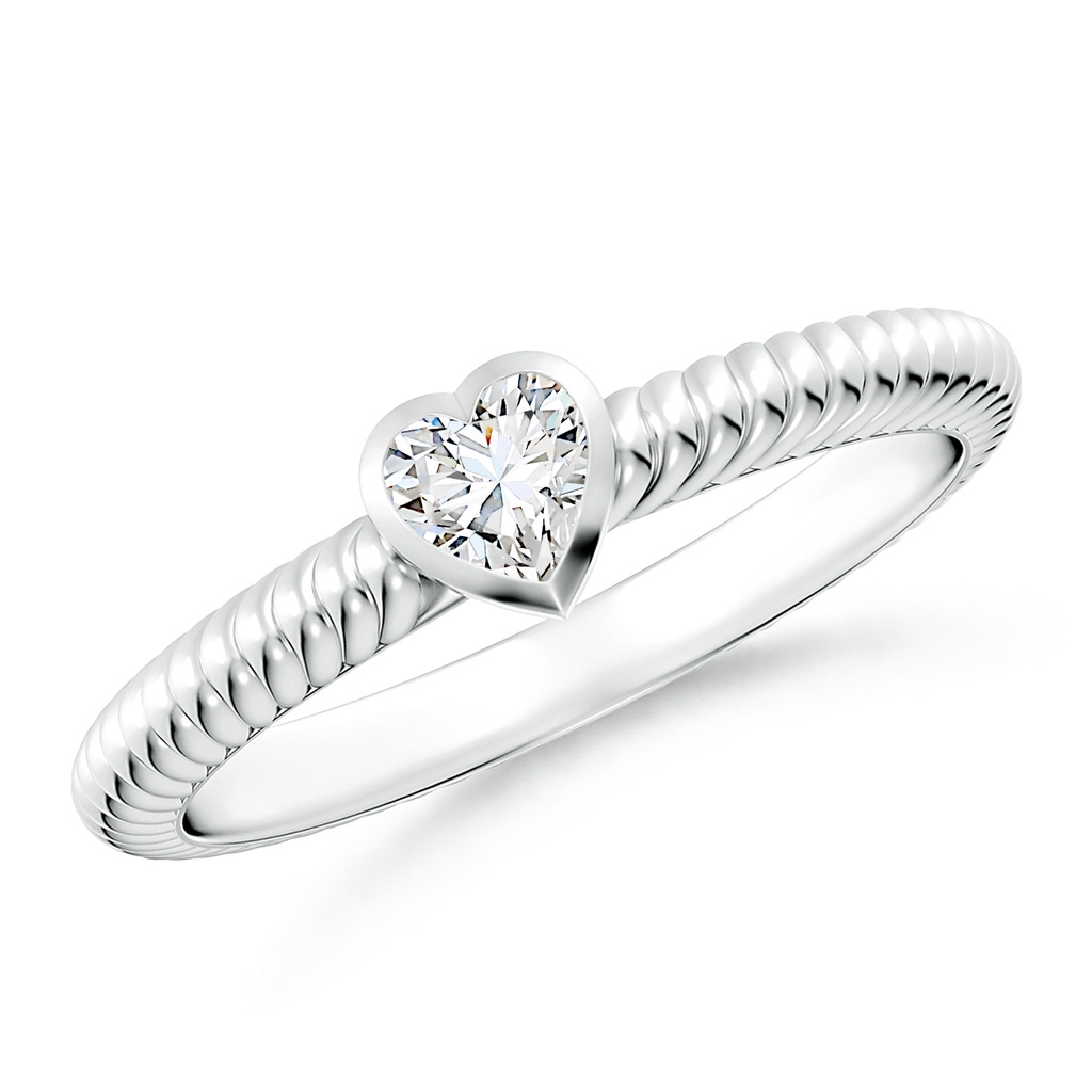 4mm GVS2 Bezel-Set Heart-Shaped Diamond Ribbed Ring in P950 Platinum