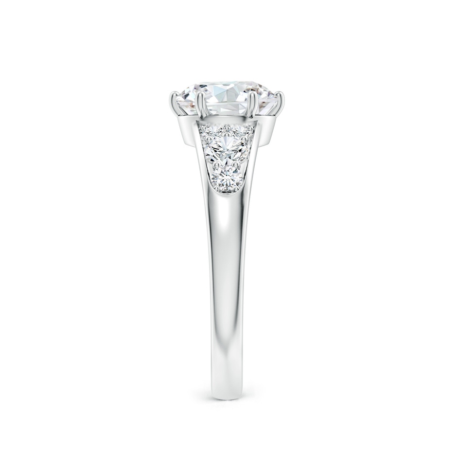 7.4mm GVS2 Round Diamond Engagement Ring with Accents in P950 Platinum side 299