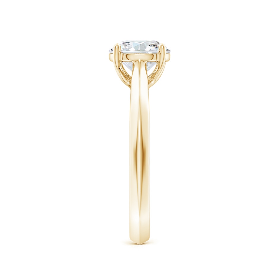 7.4mm GVS2 Round Diamond Knife-Edge Shank Trellis Engagement Ring in Yellow Gold side 299