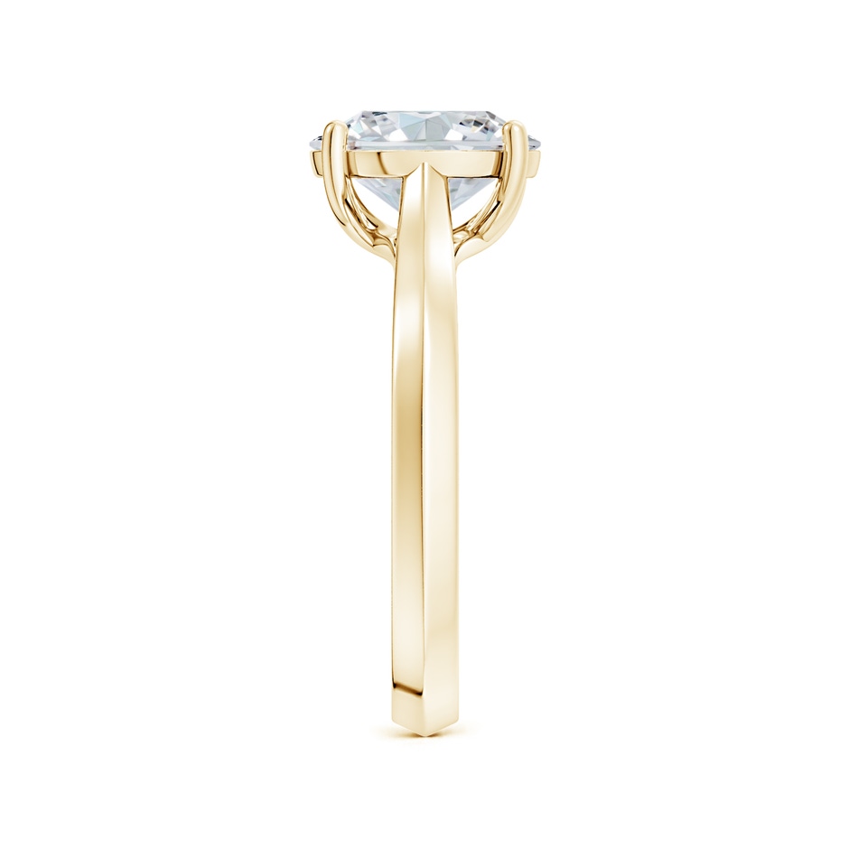 9x7mm GVS2 Oval Diamond Knife-Edge Shank Trellis Engagement Ring in Yellow Gold side 299