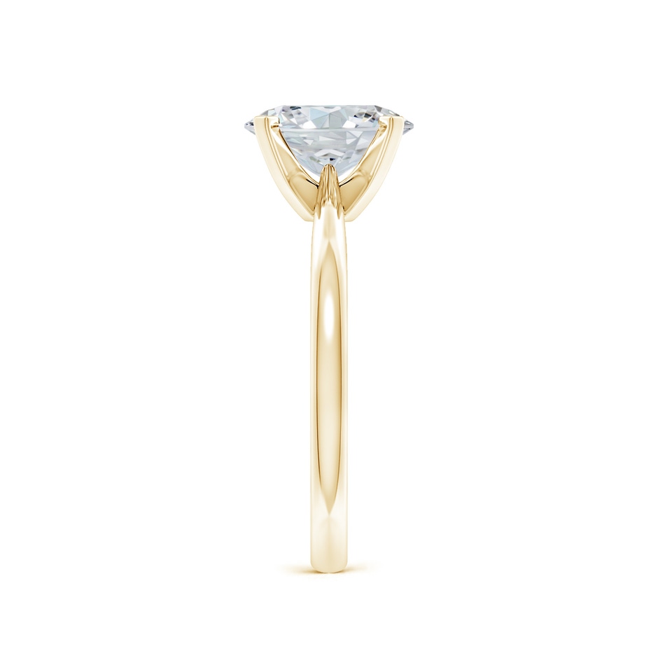 9x7mm GVS2 Oval Diamond Reverse Tapered Shank Solitaire Engagement Ring in Yellow Gold side 299