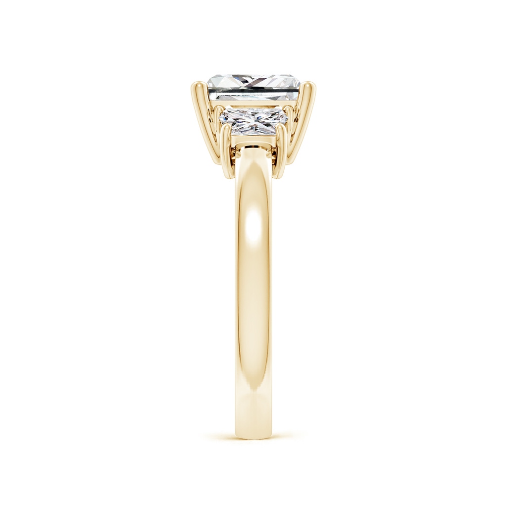 7mm IJI1I2 Princess-Cut and Trapezoid Diamond Three Stone Engagement Ring in Yellow Gold Side 299