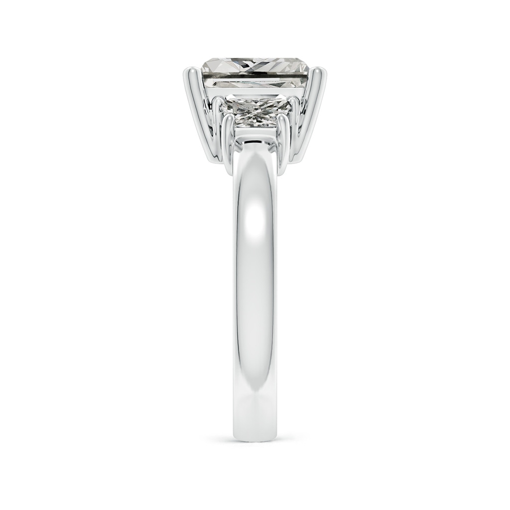 8mm KI3 Princess-Cut and Trapezoid Diamond Three Stone Engagement Ring in P950 Platinum Side 299