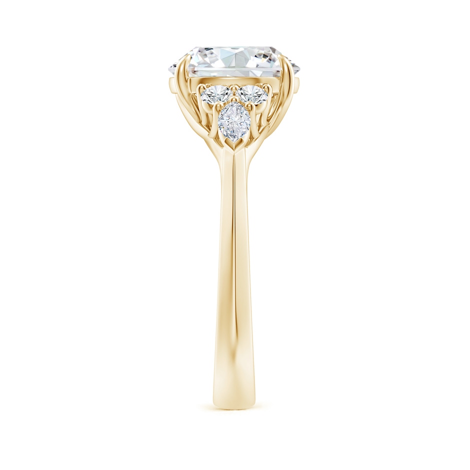 9.2mm GVS2 Round Diamond Side Stone Engagement Ring with Diamonds in Yellow Gold side 299