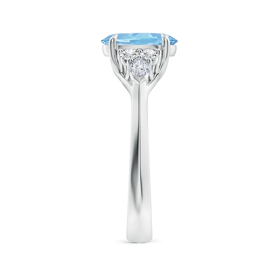 9x7mm AAAA Oval Aquamarine Side Stone Engagement Ring with Diamonds in P950 Platinum side 299