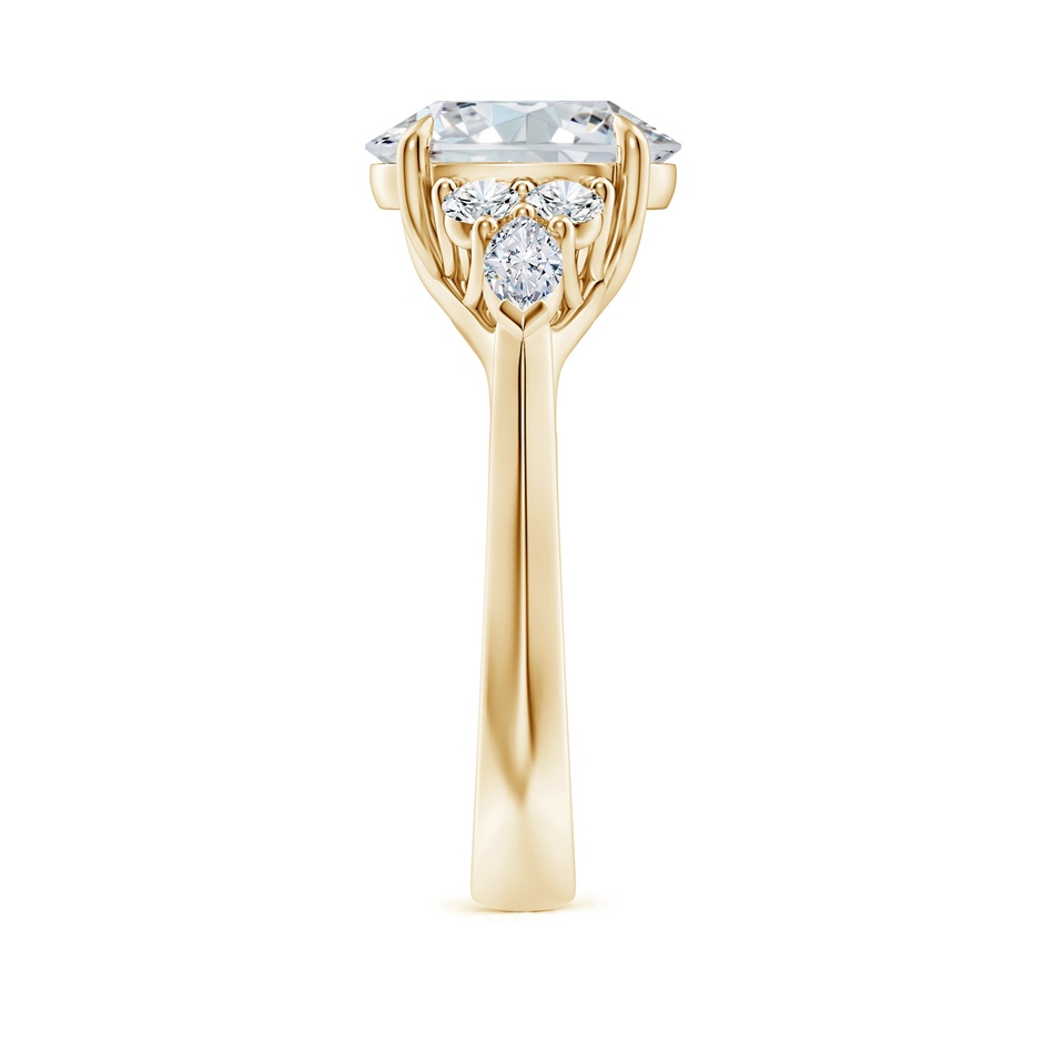 10x8mm GVS2 Oval Diamond Side Stone Engagement Ring with Diamonds in Yellow Gold side 299