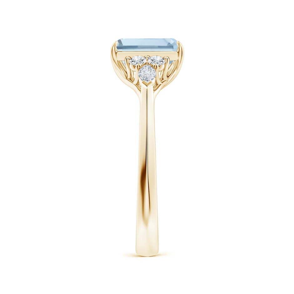 8x6mm A Emerald-Cut Aquamarine Side Stone Engagement Ring with Diamonds in Yellow Gold side 299