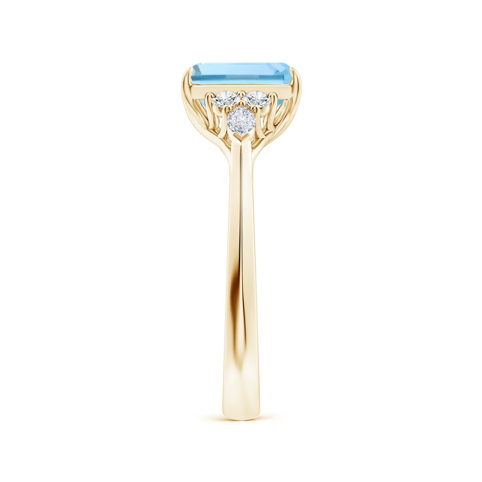 8x6mm AAAA Emerald-Cut Aquamarine Side Stone Engagement Ring with Diamonds in Yellow Gold side 299