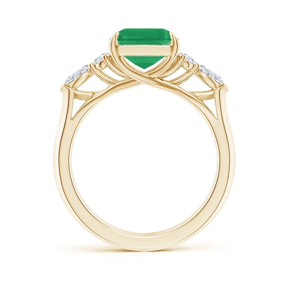10x8mm A Emerald-Cut Emerald Side Stone Engagement Ring with Diamonds in Yellow Gold side 199