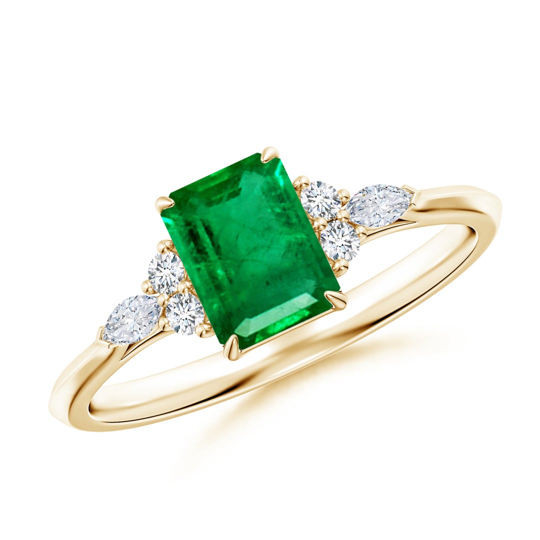 7x5mm AAA Emerald-Cut Emerald Side Stone Engagement Ring with Diamonds in Yellow Gold