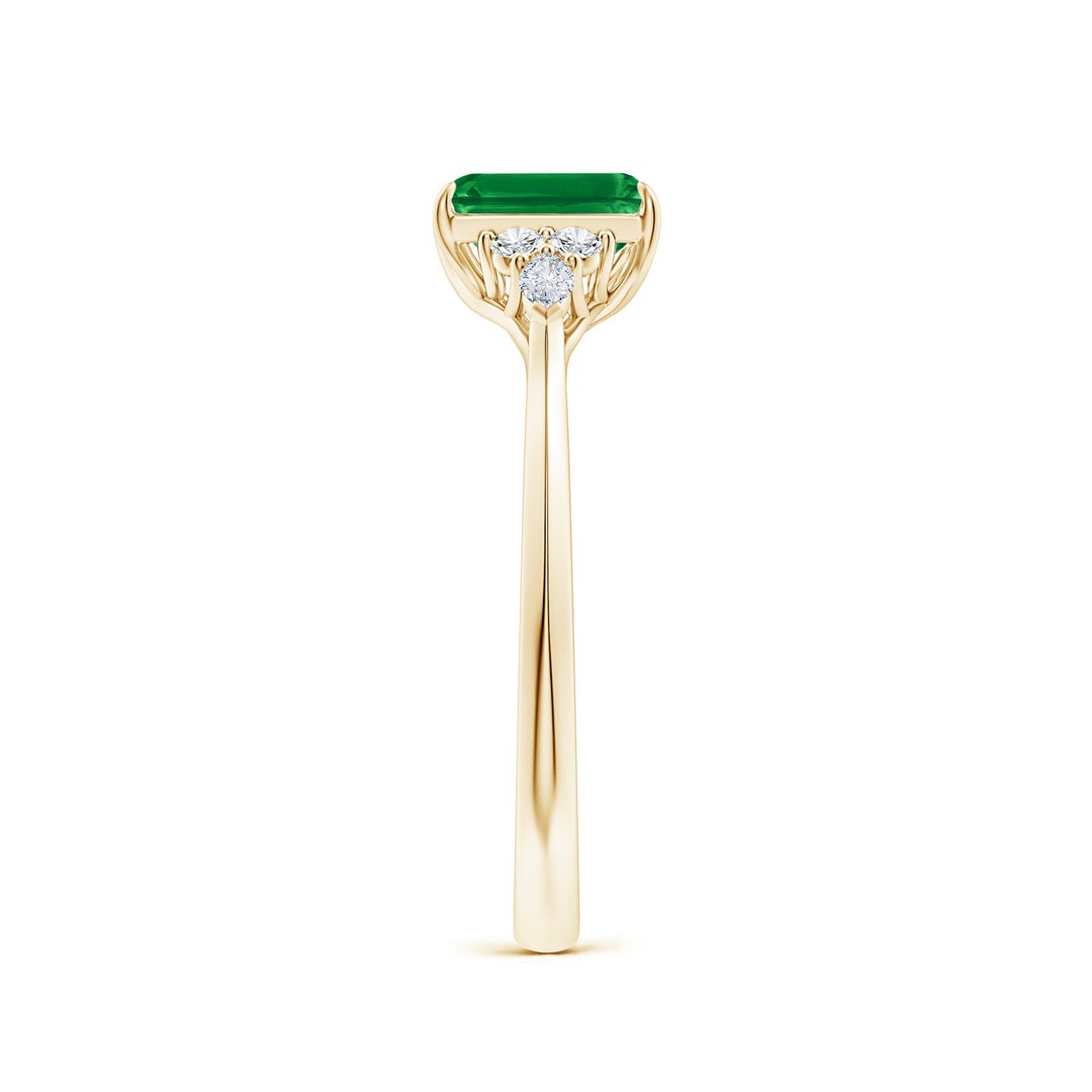 7x5mm AAA Emerald-Cut Emerald Side Stone Engagement Ring with Diamonds in Yellow Gold - side 3