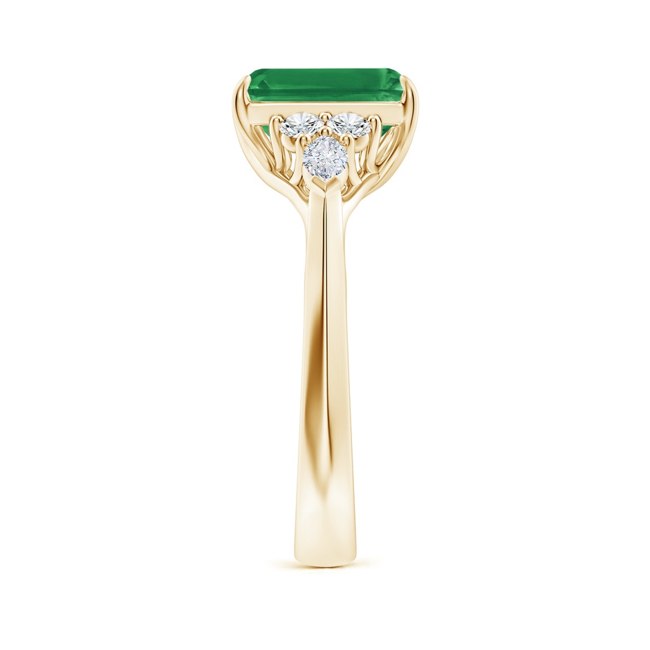 9x7mm AA Emerald-Cut Emerald Side Stone Engagement Ring with Diamonds in Yellow Gold side 299