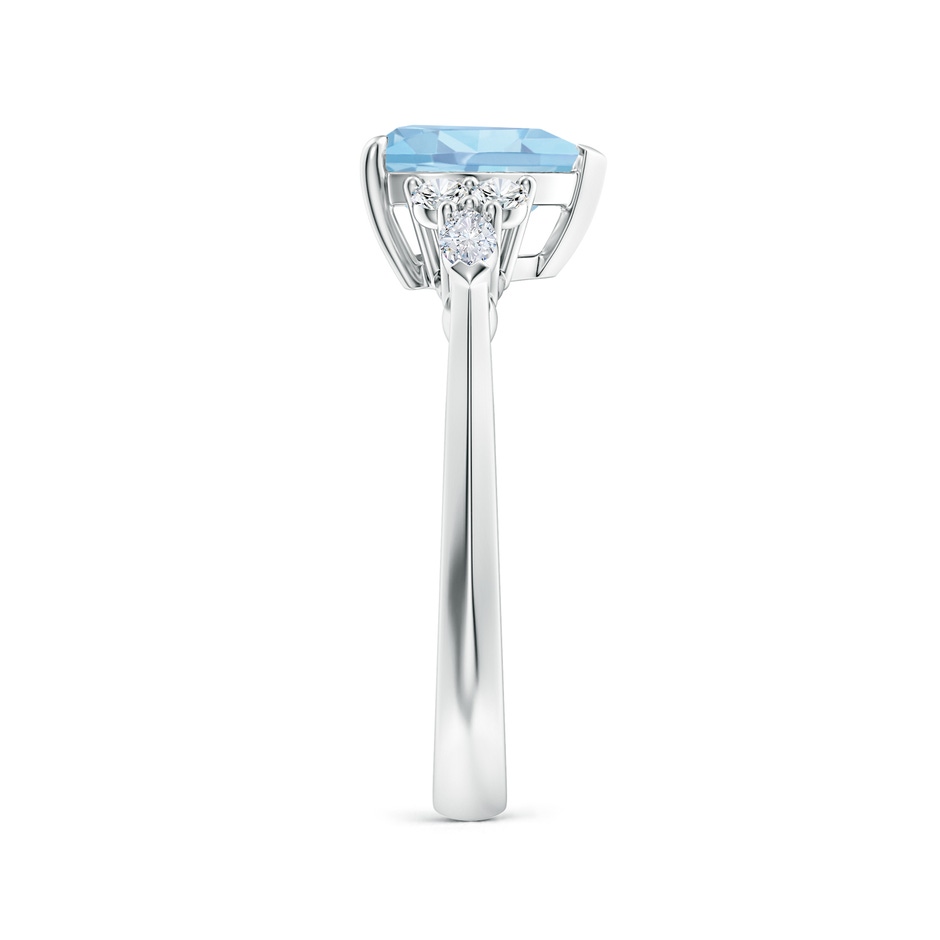 8mm AAAA Heart-Shaped Aquamarine Side Stone Engagement Ring with Diamonds in P950 Platinum side 299
