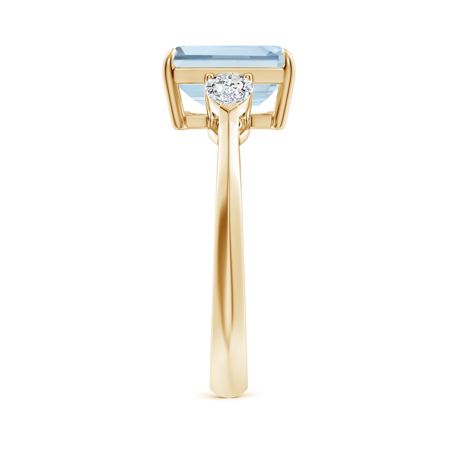9x7mm A Emerald-Cut Aquamarine and Pear Diamond Three Stone Engagement Ring in Yellow Gold side 299