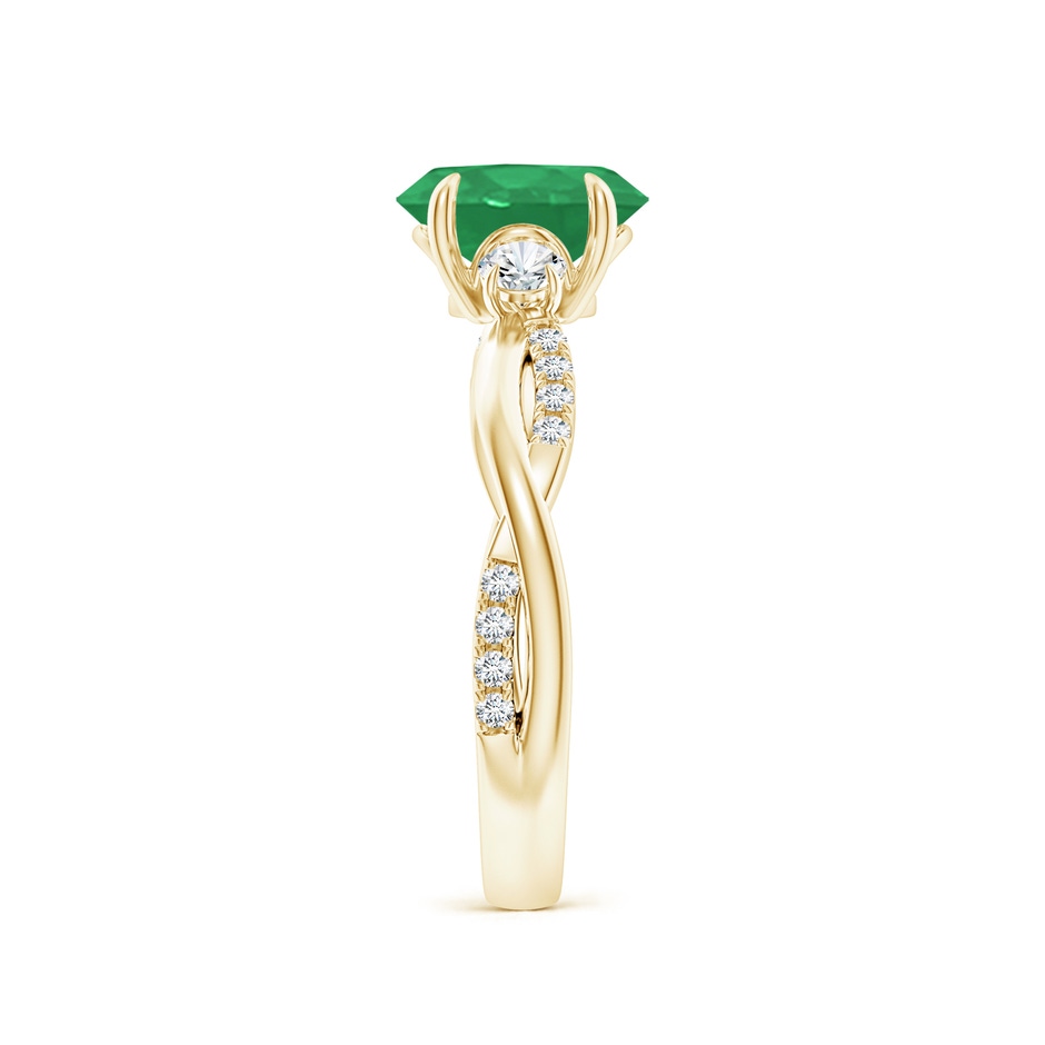 8x6mm A Three Stone Oval Emerald & Round Diamond Engagement Ring in Yellow Gold side 299
