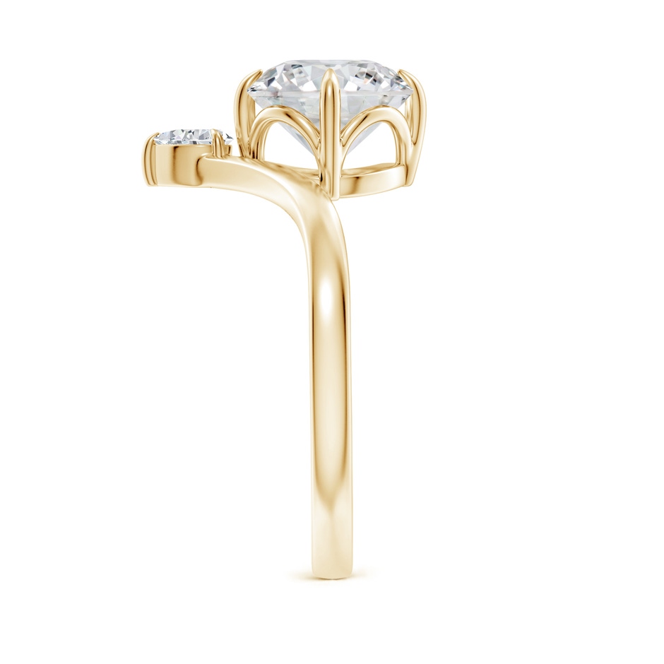 8mm HSI2 Prong-Set Round Diamond Chevron Engagement Ring in Yellow Gold side 299